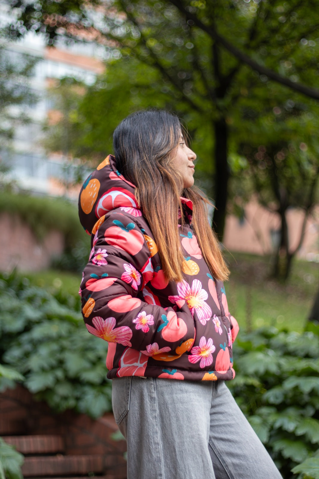 CHAQUETA MELÓN ACOLCHADA CON CAPOTA